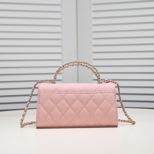 シャネルバッグ側面デザイン